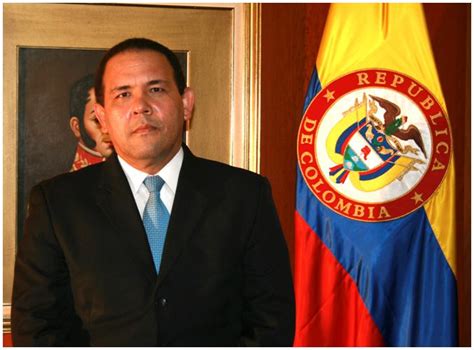 Petición a Gabriel Eduardo Mendoza Martelo, presidente de ...
