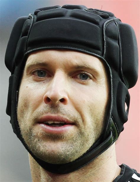 Petr Cech regressa ao Chelsea como conselheiro técnico ...