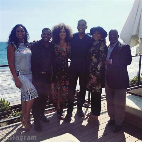 PHOTO Fresh Prince of Bel Air cast reunites, are chillin ...