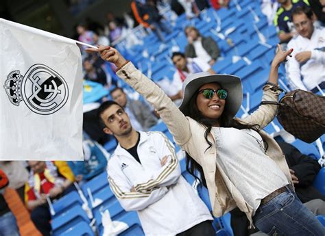 PHOTOS: Real Madrid fans celebrate on night of contrasting ...