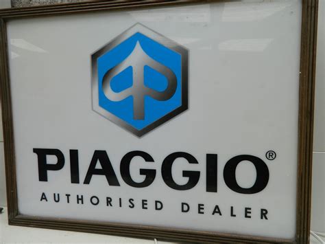 Piaggio Dealer Illuminated Sign Working order L 62 cm H 47 cm D 8 cm