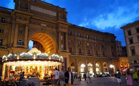 Piazza della Repubblica, Florence   Location, Review ...