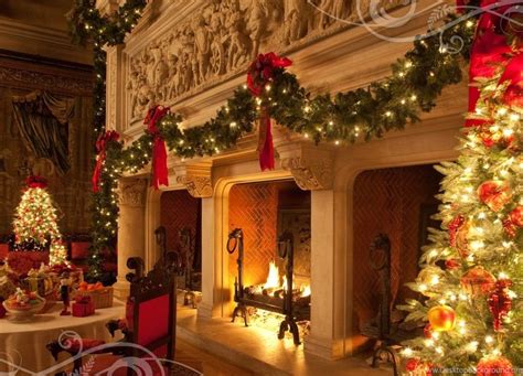 Pic > Cozy Christmas Fireplace Desktop Background