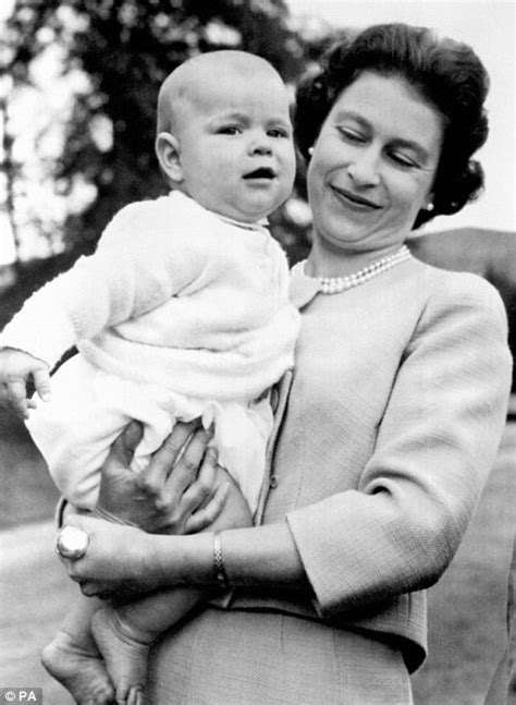 Pictures: Queen Elizabeth II Diamond Jubilee | Metro UK