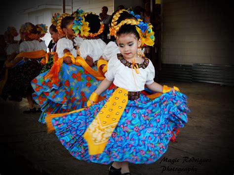 Pin de Infanti Danza en Mexico Lindo Ballet Folklorico | Traje de ...