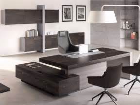Pin de ISAAC en PLANOS 3 | Executive office desk, Office ...