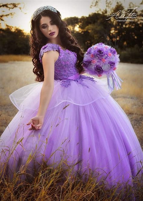 Pin de Isabel Draiman en XV lila, lavanda, morado, violeta | Vestidos ...