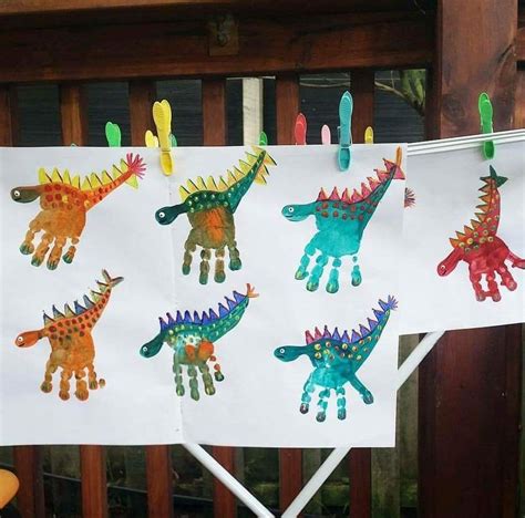 Pin de Lupita M en dinosaurios | Pintar con niños, Obras de arte niños ...