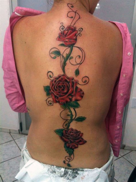 Pin de Vila Ink Tattoo Shop en Tatuagem e perfuração corporal  con ...