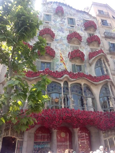 Pin en Gaudí Catalonia