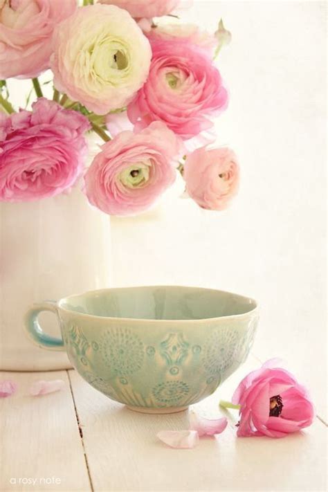 Pink Flower | Rose | Ranunculus Roses | Flower Arrangement ...