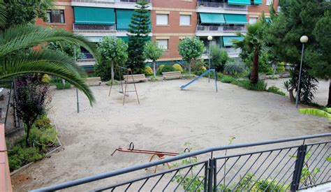 Piso en venta con terraza a nivel en Sant Boi, Barcelona ...