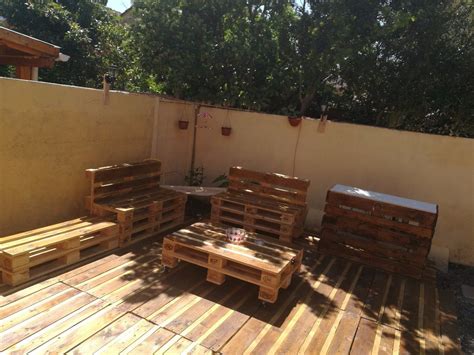 Piso Terraza Palets Acabado En Barniz   $ 13.000 en Mercado Libre