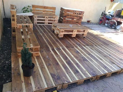 Piso Terraza Palets Acabado En Barniz   $ 13.000 en Mercado Libre