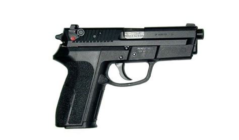 Pistola SIG Pro en la Guardia Civil: El eslabón perdido ...