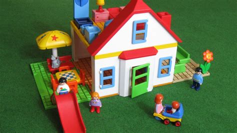 Playmobil Casa Familiar con Tobogán 6768   Juguetes de ...