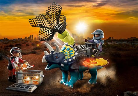 Playmobil Dinos   Triceratops: razernij rond de ...