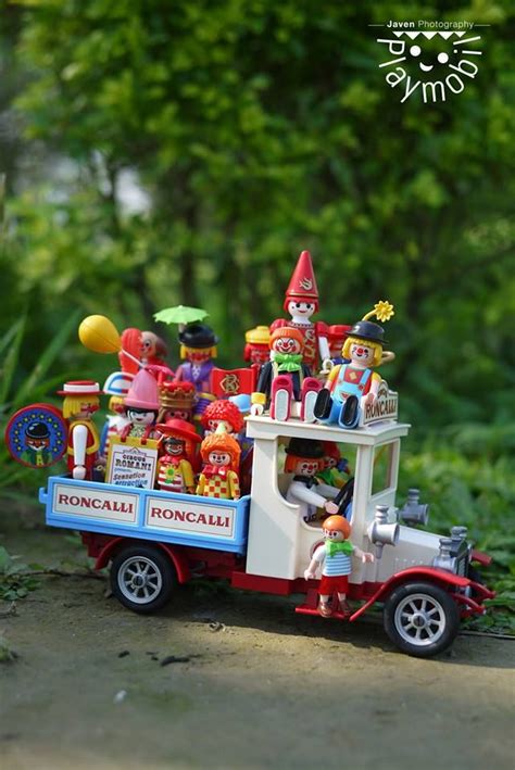 Playmobil party truck with clowns | Only Toys | Playmobil ...