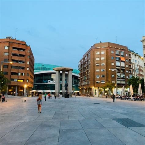 Plaza de Salvador Dalí   Plaza in Madrid