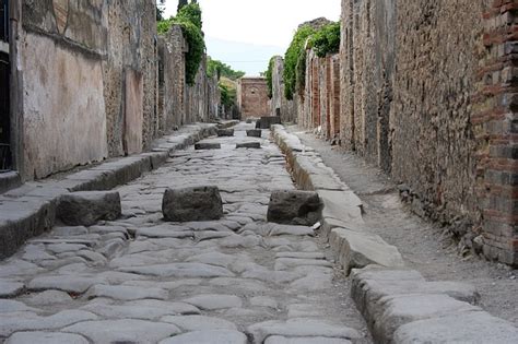Pompeii and beyond: The frozen cities of Vesuvius  Guest ...