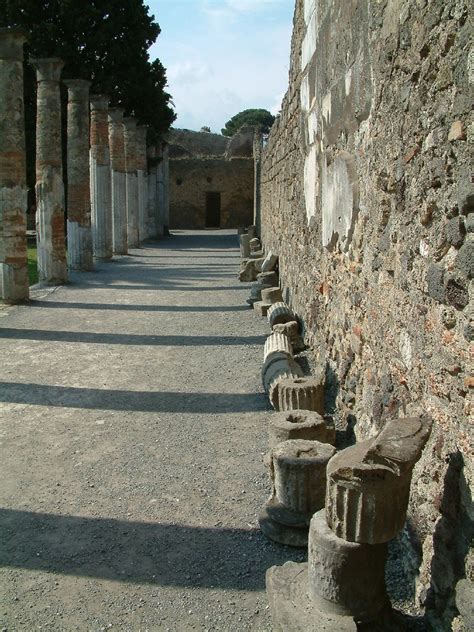 Pompeii, Italy   Ancient History Photo  468946    Fanpop