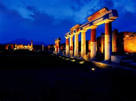 Pompeya y Herculano, su belleza ahora de noche   Viajes ...