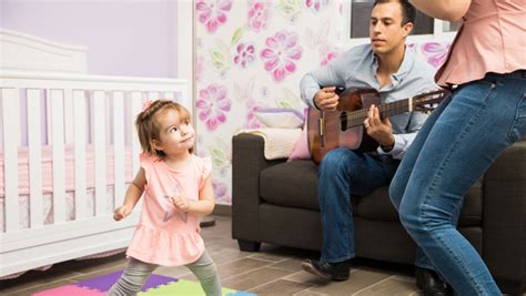 ¿Por qué dejamos de cantar para aprender? – Compartir en familia