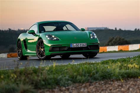 Porsche étend son offre PDK sur les modèles 718 ...