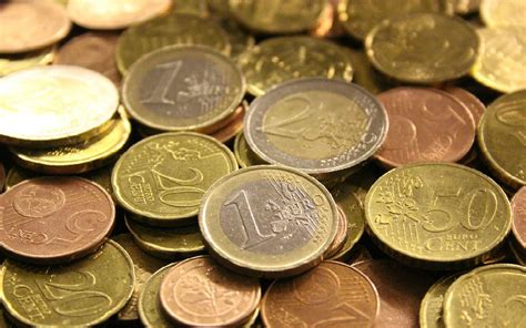 Portugal compra moedas de 1 e 2 cêntimos à Irlanda e vende ...
