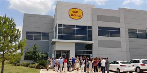 Postres Reina inauguró nueva fábrica de Reina Meals en Houston   Abasto