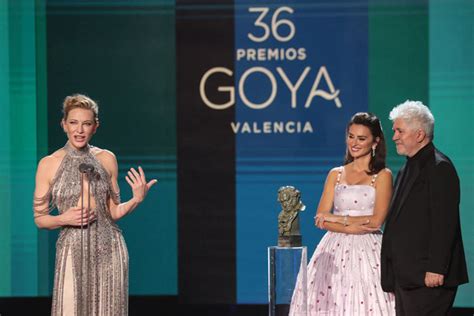 Premios Goya 2022: Cate Blanchett recibe el Goya Internacional de manos ...