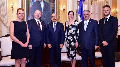 Presidente Danilo Medina recibe delegación de ministros de ...