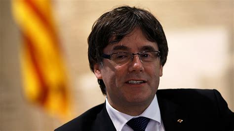 Presidente de Cataluña y líder del movimiento independentista vota en ...