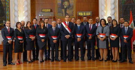 Presidente Vizcarra Juramentó a Nuevos Ministros de Estado  Gabinete ...
