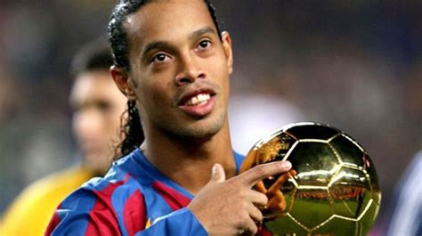 Primera foto de Ronaldinho en la cárcel