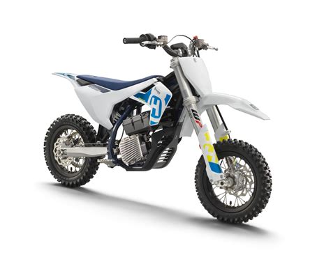 Primera Impresión: Minimotos eléctricas Husqvarna Motorcycles 2023