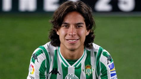 Primera titularidad de Diego Lainez   Futbol Sapiens