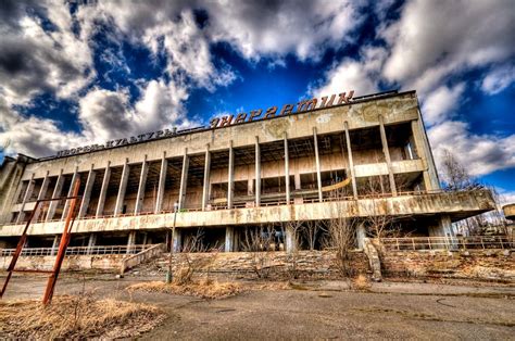 Pripyat – Wikipédia, a enciclopédia livre | Chernobyl, Ghost city, Day ...