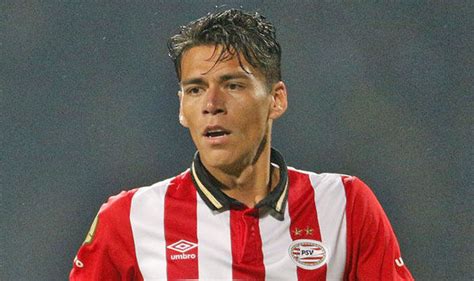 PSV star full of guilt as he issues apology to Man United ...