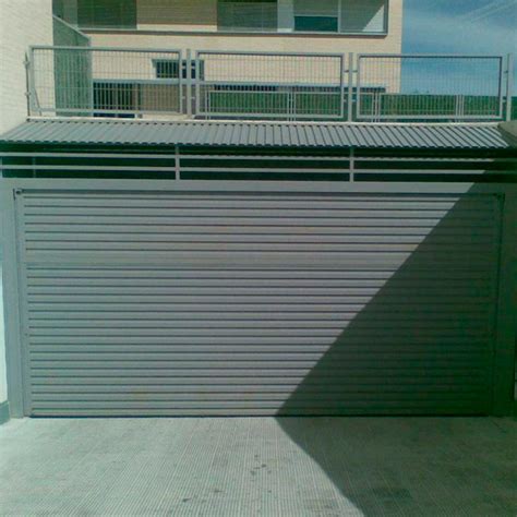 Puertas de Garaje | Cerrajería Fasatec