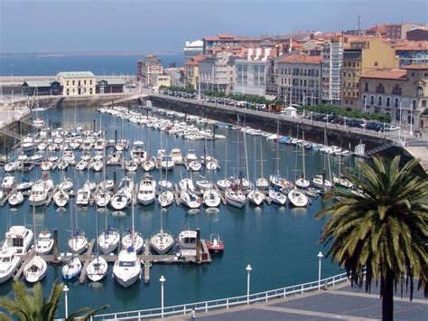 Puerto Deportivo de Gijón | puertos deportivos en Asturias ...