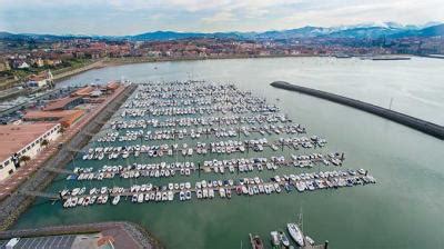 Puerto deportivo el Abra Getxo. Getxokaia / Euskadi ...