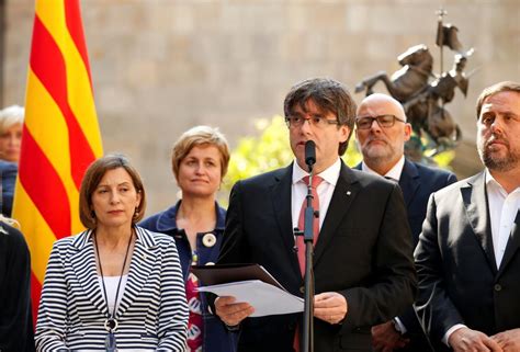 Puigdemont anuncia el referéndum en Cataluña para el 1 de octubre