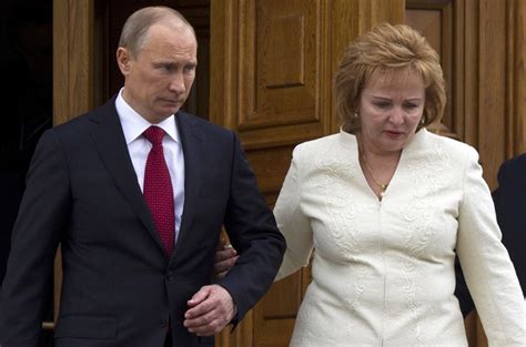 Putin and wife announce divorce | News | Al Jazeera