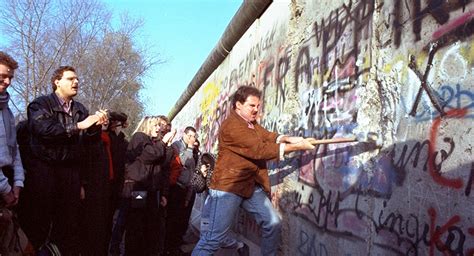 Putin: la caída del muro, en lugar de unir Europa, creó ...