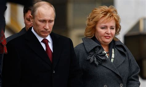 Putin s daughter marries a Jewish Oligarch