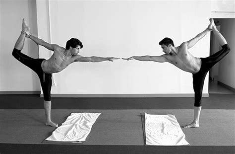 ¿Qué es Bikram Yoga? | Bikram Yoga Spain