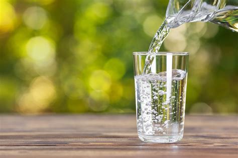 Qué es el agua alcalina y cómo ayudaría a la salud | El ...