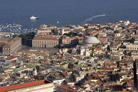 ¿Qué ver en Nápoles [2020]? ¡10 Lugares Imprescindibles ...