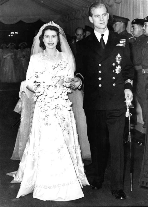 Queen and Duke of Edinburgh mark wedding anniversary with new photo